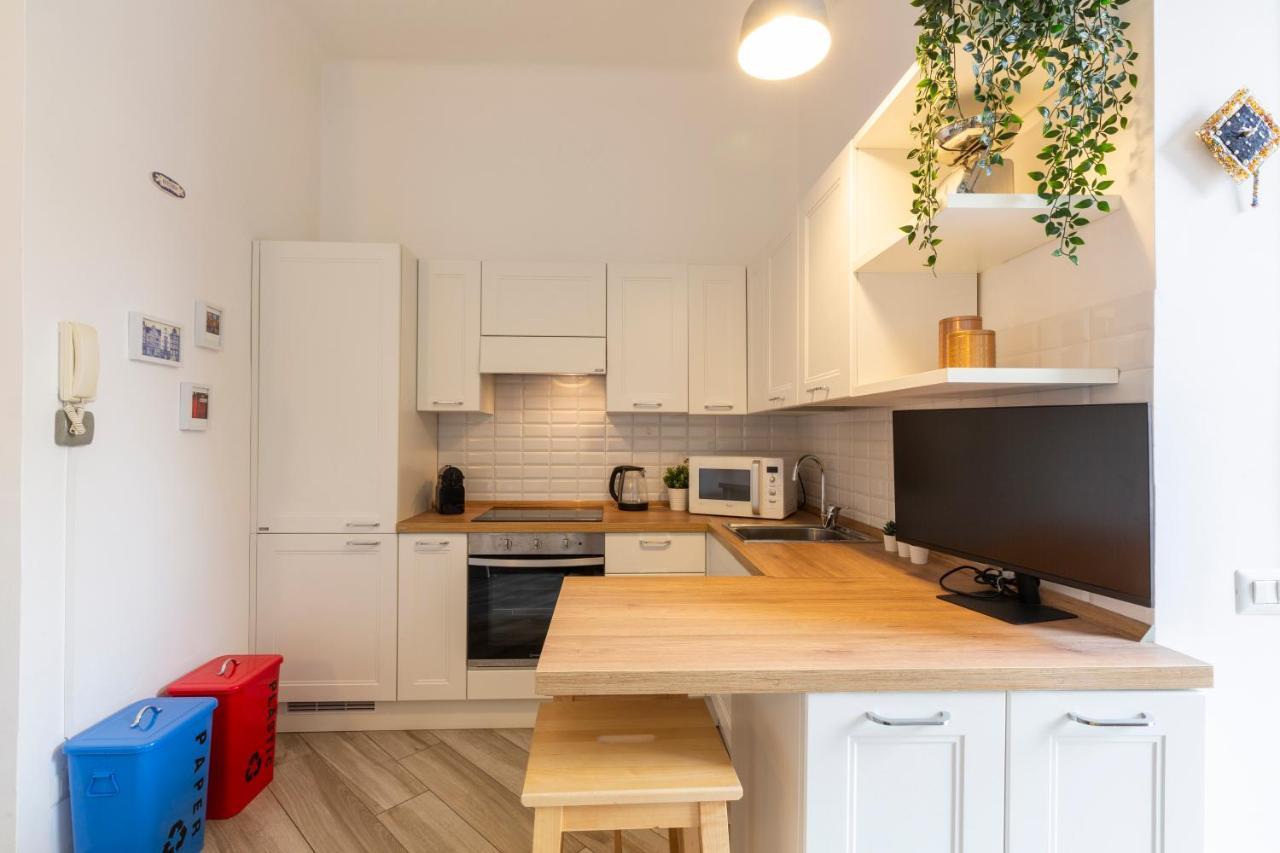 Mezzofanti - Tre Ponti Apartment Milano Ngoại thất bức ảnh